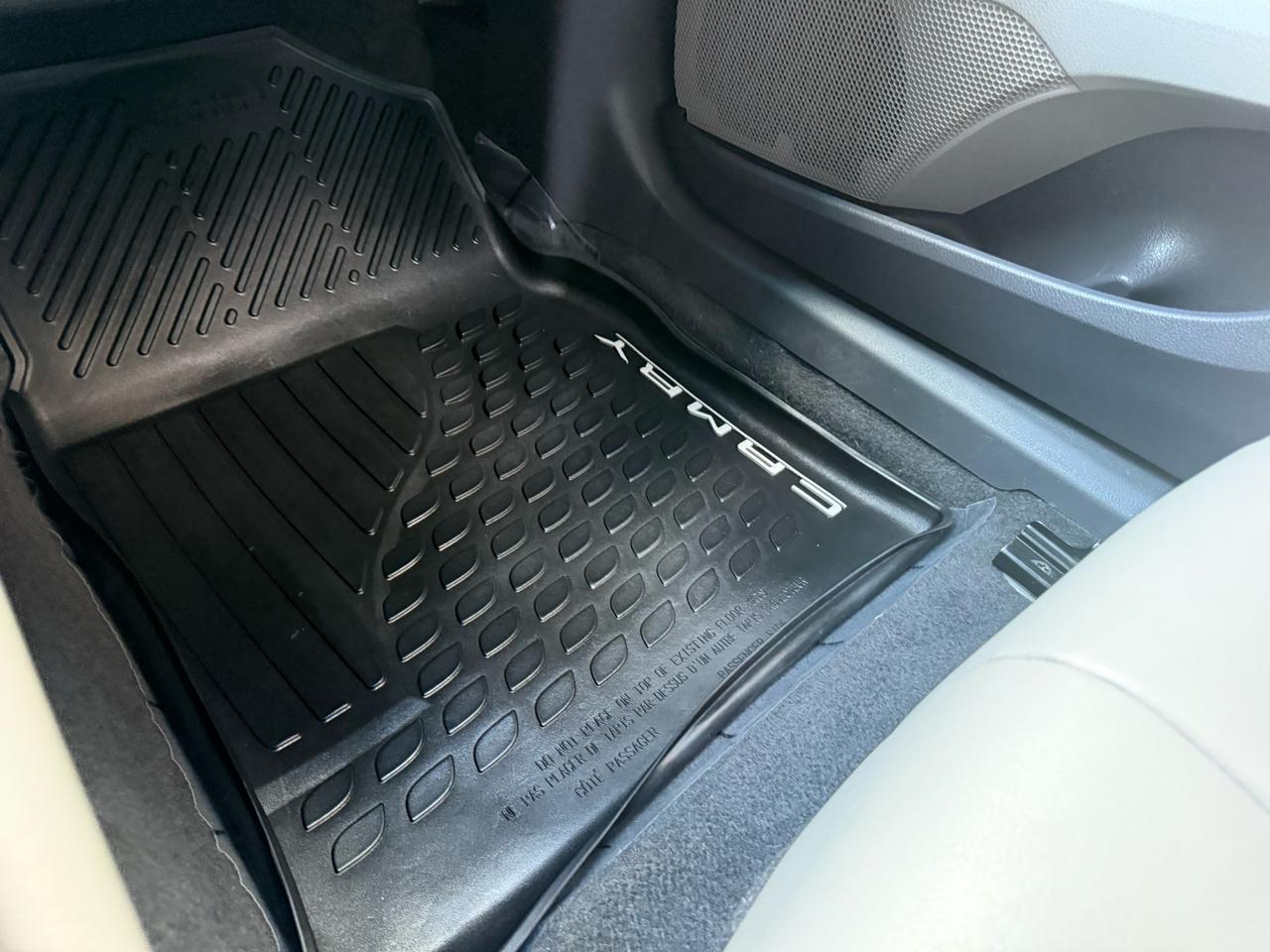 Toyota Camry SE 2019