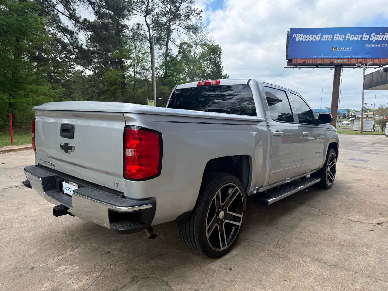 Chevrolet Silverado 1500 LT Crew Cab 2WD 2017