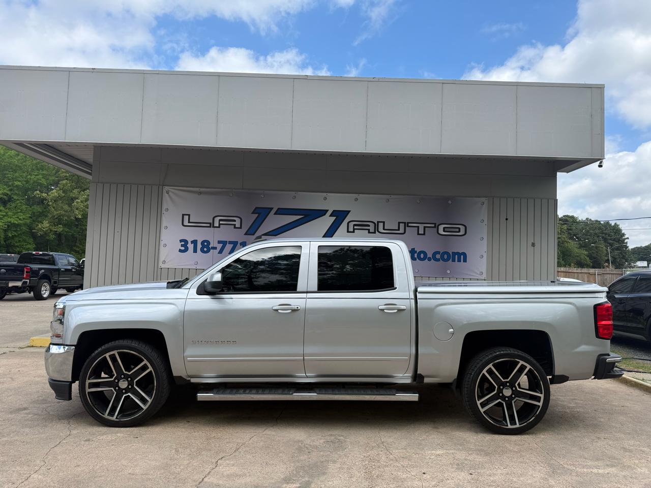 Chevrolet Silverado 1500 LT Crew Cab 2WD 2017