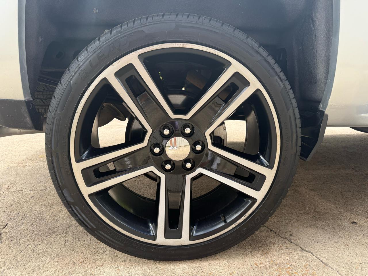 Chevrolet Silverado 1500 LT Crew Cab 2WD 2017