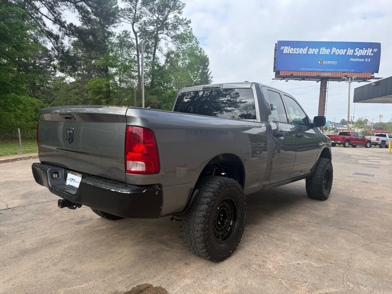 RAM 1500 ST Quad Cab 2WD 2011