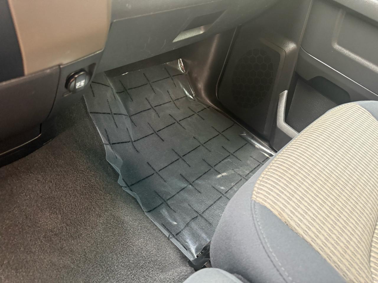 RAM 1500 ST Quad Cab 2WD 2011