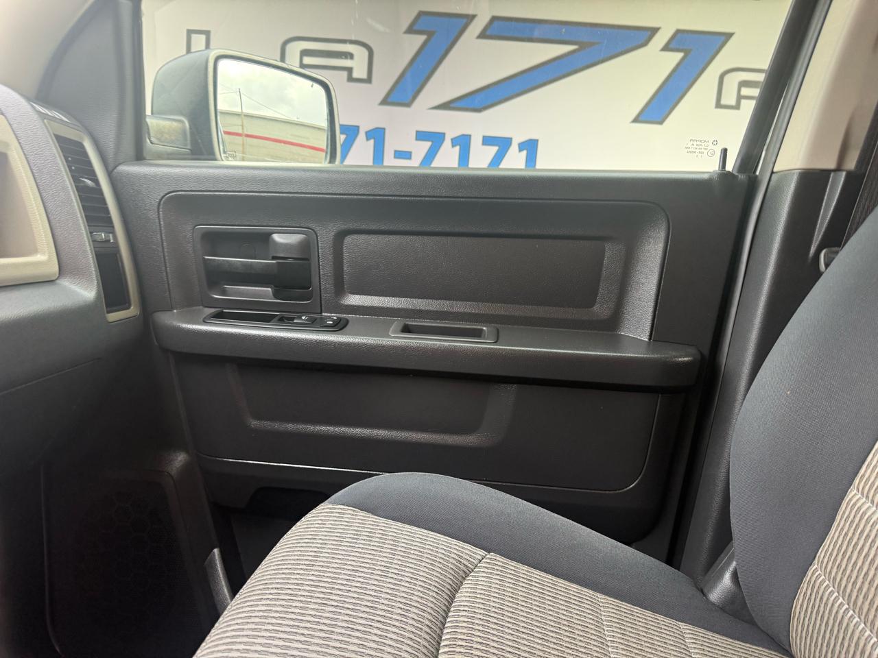 RAM 1500 ST Quad Cab 2WD 2011