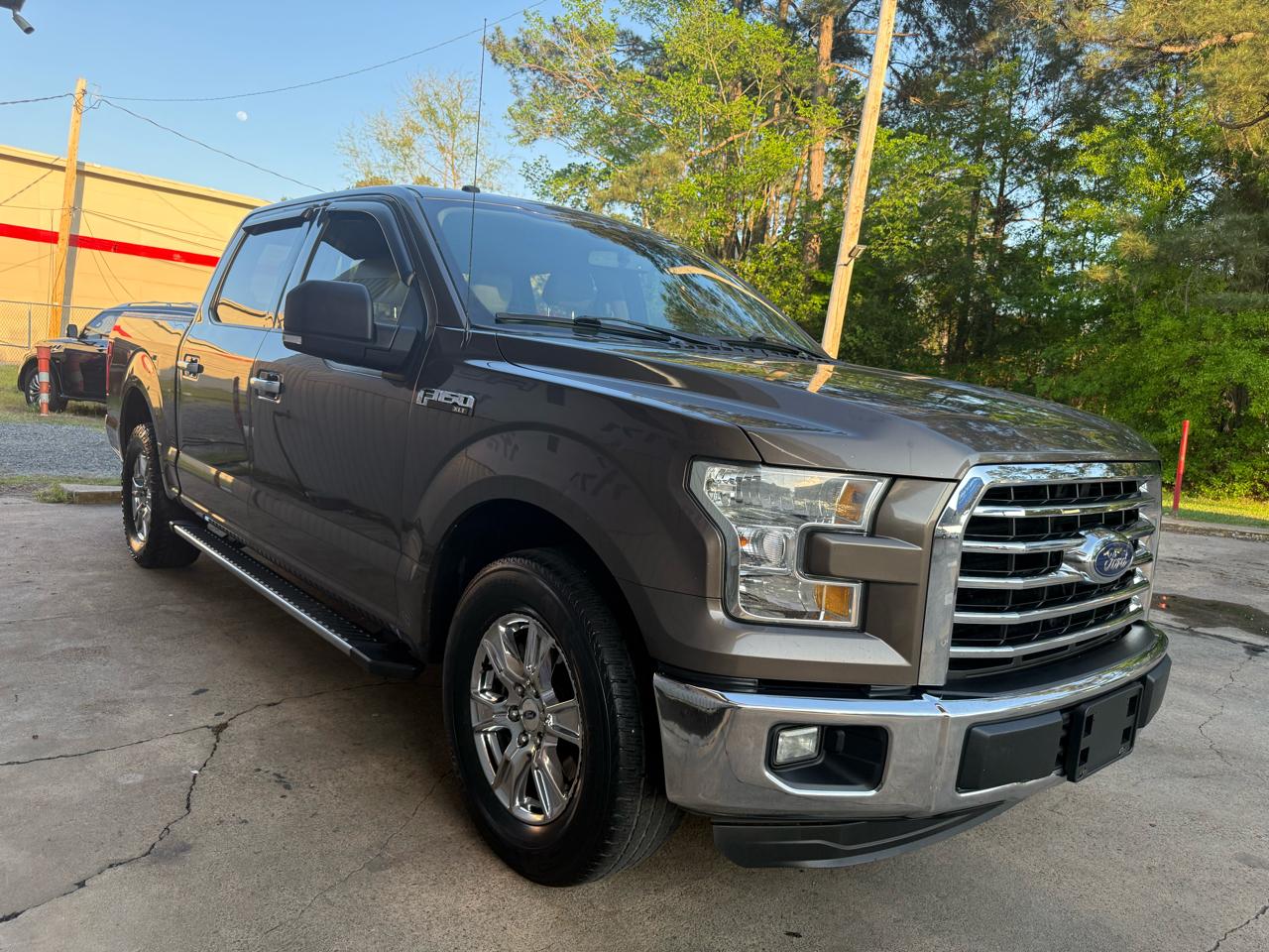 Ford F-150 XLT SuperCrew 5.5-ft. Bed 2WD 2016
