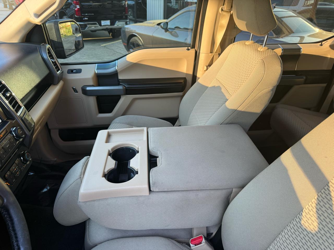 Ford F-150 XLT SuperCrew 5.5-ft. Bed 2WD 2016
