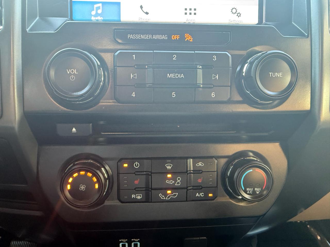 Ford F-150 XLT SuperCrew 5.5-ft. Bed 2WD 2016