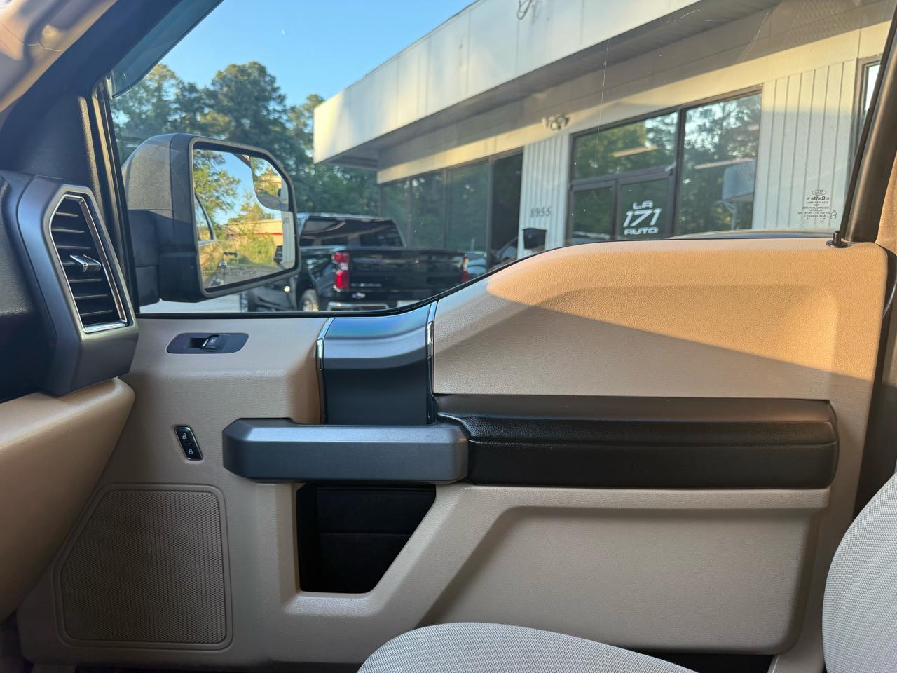 Ford F-150 XLT SuperCrew 5.5-ft. Bed 2WD 2016