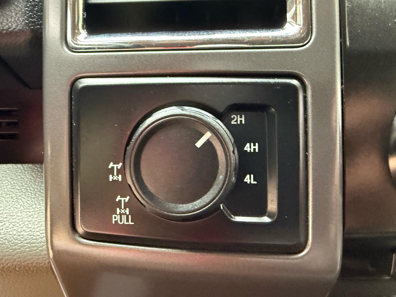 Ford F-150 XLT SuperCrew 6.5-ft. Bed 4WD 2015