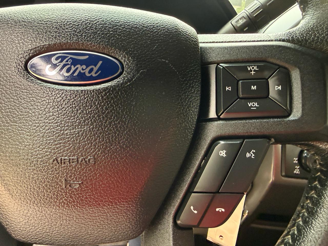 Ford F-150 XLT SuperCrew 6.5-ft. Bed 4WD 2015