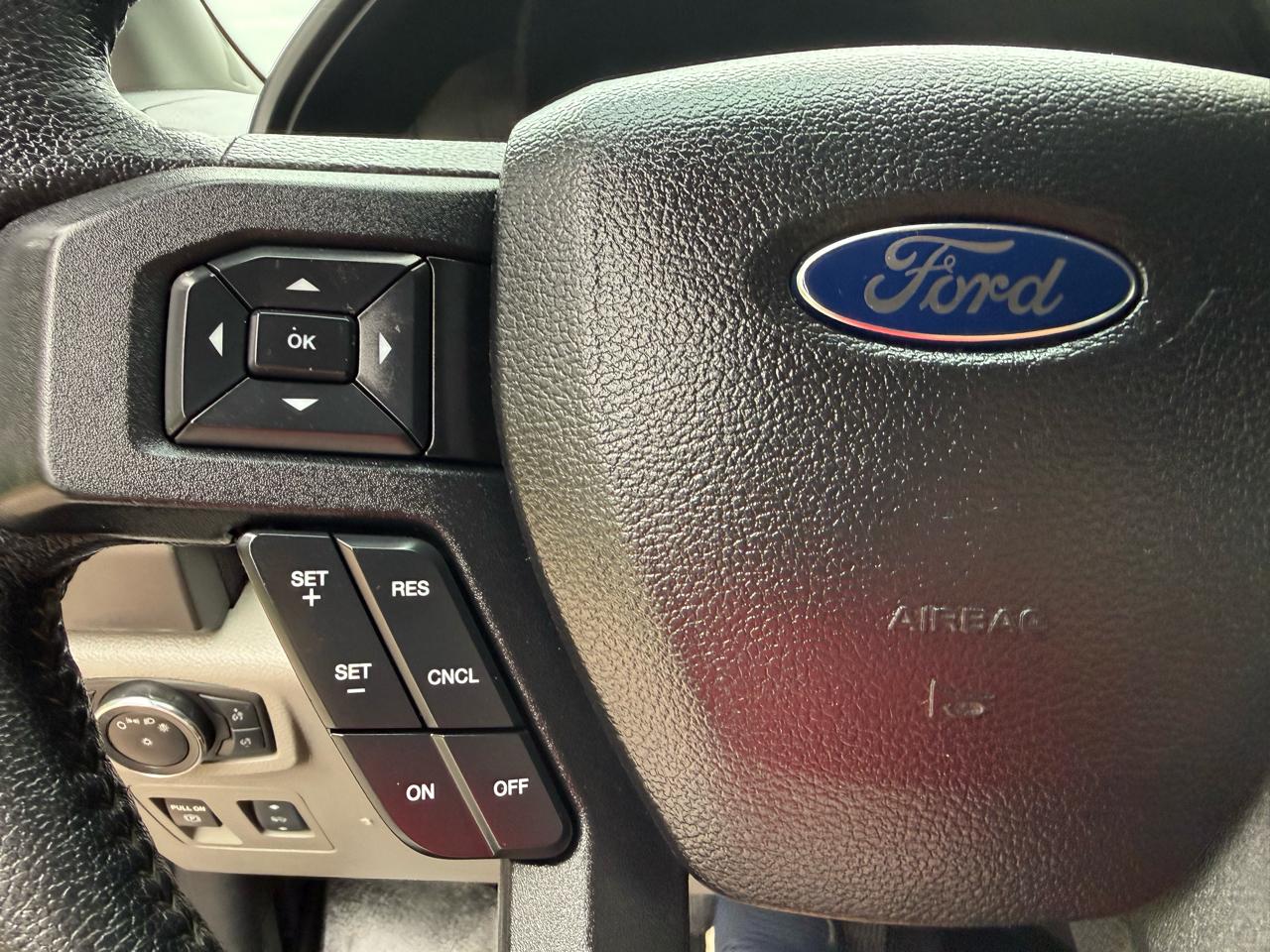 Ford F-150 XLT SuperCrew 6.5-ft. Bed 4WD 2015