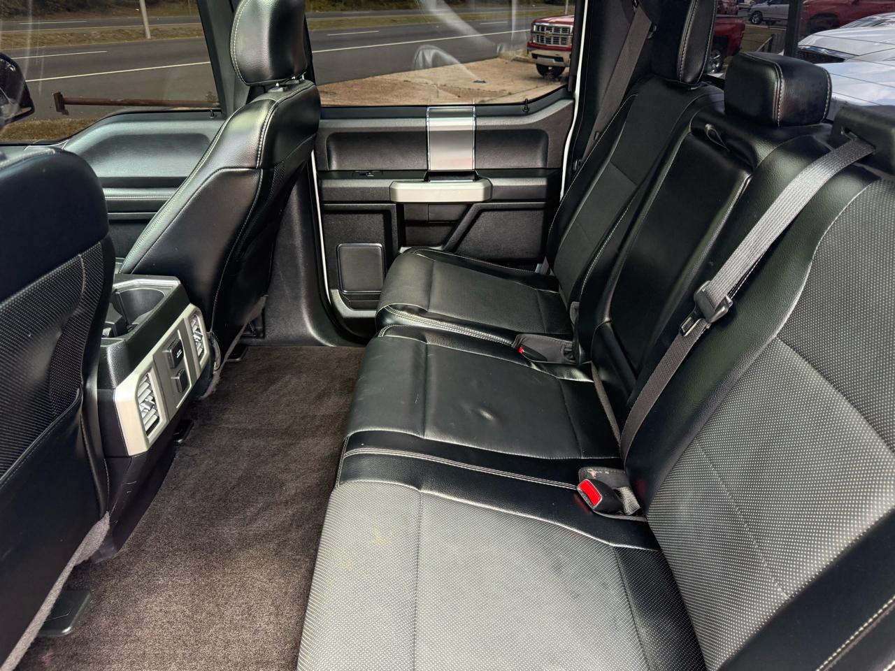 Ford F-150 Lariat SuperCrew 5.5-ft. Bed 4WD 2016