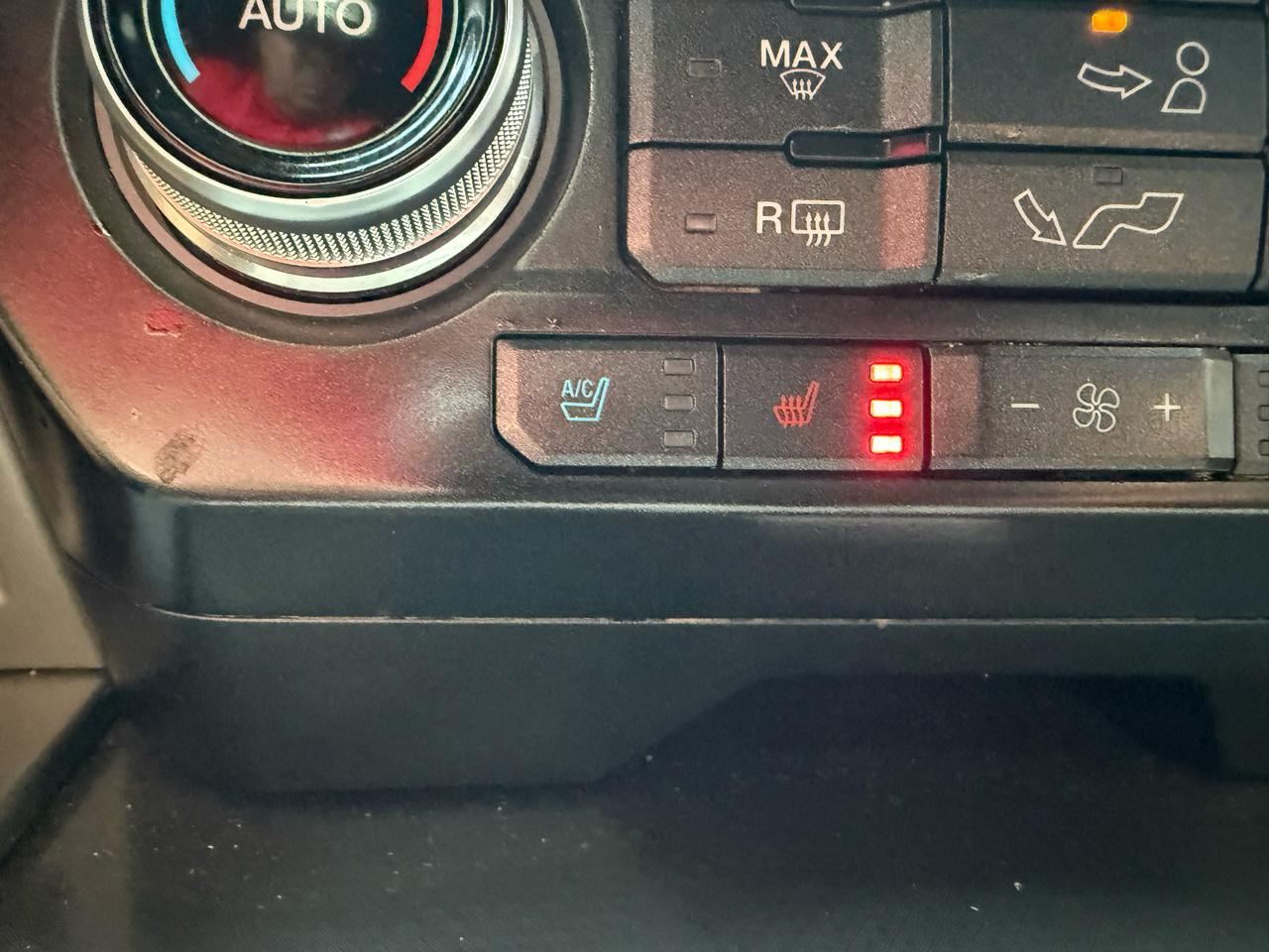 Ford F-150 Lariat SuperCrew 5.5-ft. Bed 4WD 2016