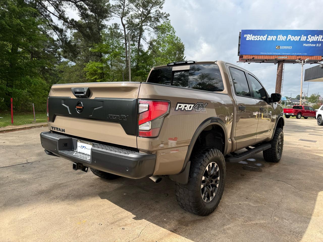 Nissan Titan PRO-4X Crew Cab 4WD 2020