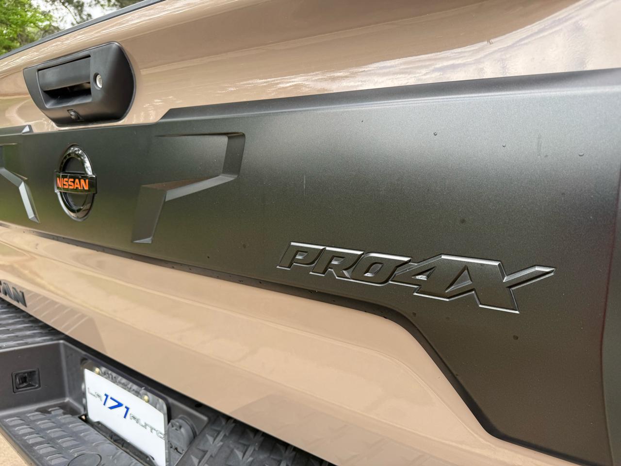 Nissan Titan PRO-4X Crew Cab 4WD 2020