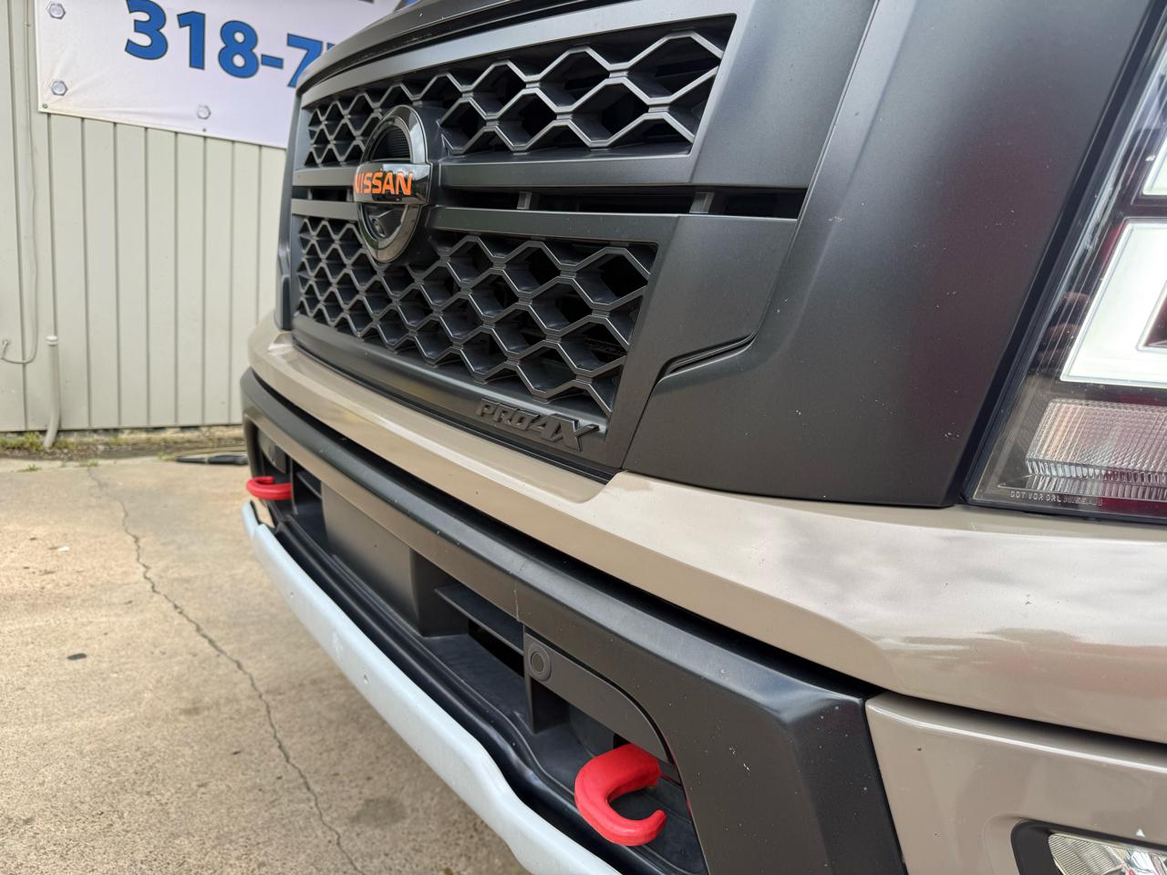 Nissan Titan PRO-4X Crew Cab 4WD 2020