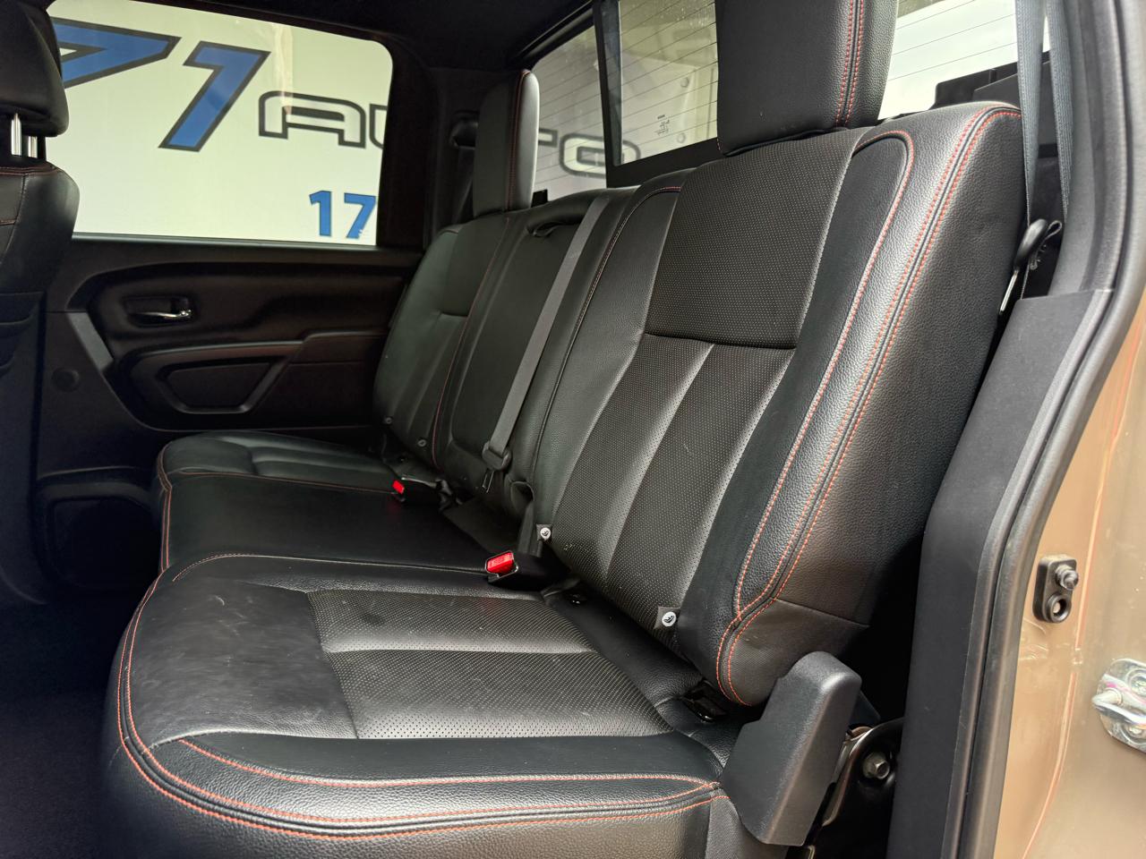 Nissan Titan PRO-4X Crew Cab 4WD 2020