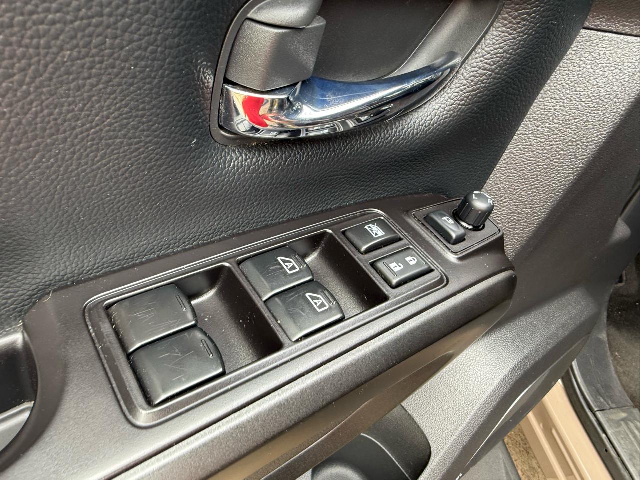 Nissan Titan PRO-4X Crew Cab 4WD 2020