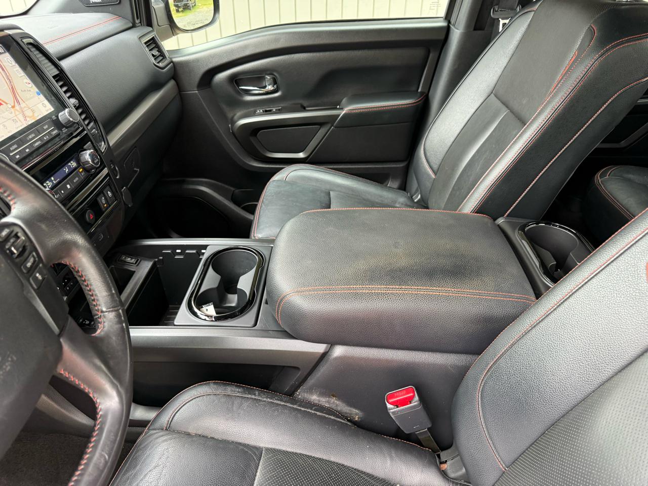 Nissan Titan PRO-4X Crew Cab 4WD 2020