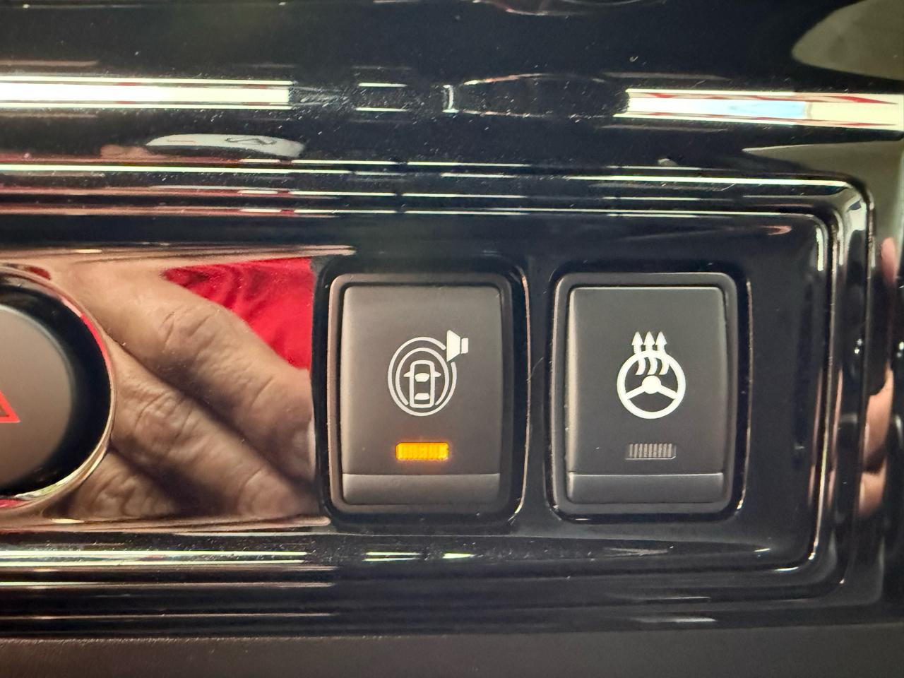 Nissan Titan PRO-4X Crew Cab 4WD 2020