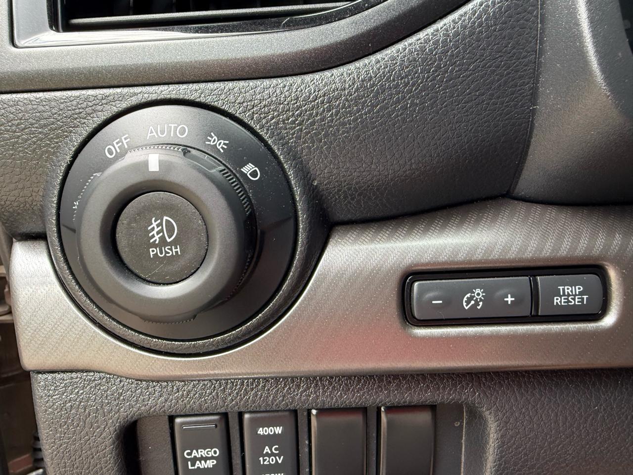 Nissan Titan PRO-4X Crew Cab 4WD 2020