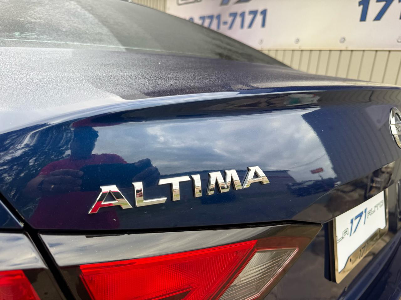 Nissan Altima 2.5 SR 2022