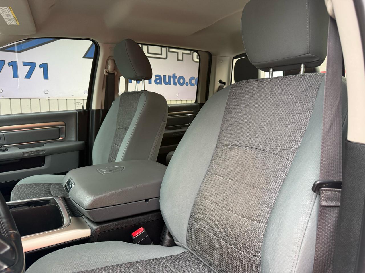 RAM 1500 SLT Crew Cab SWB 4WD 2018