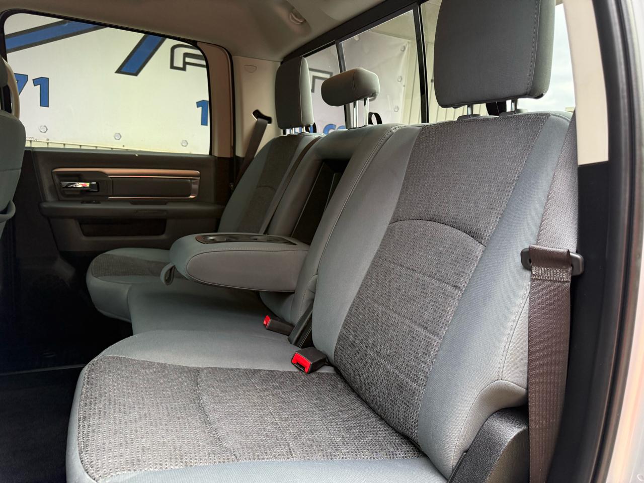 RAM 1500 SLT Crew Cab SWB 4WD 2018