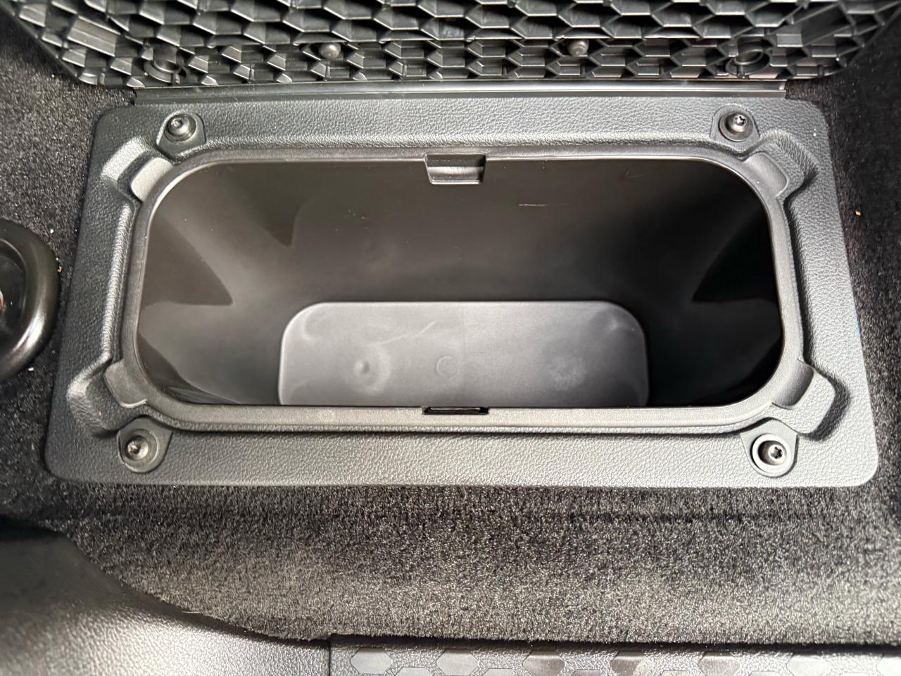 RAM 1500 SLT Crew Cab SWB 4WD 2018