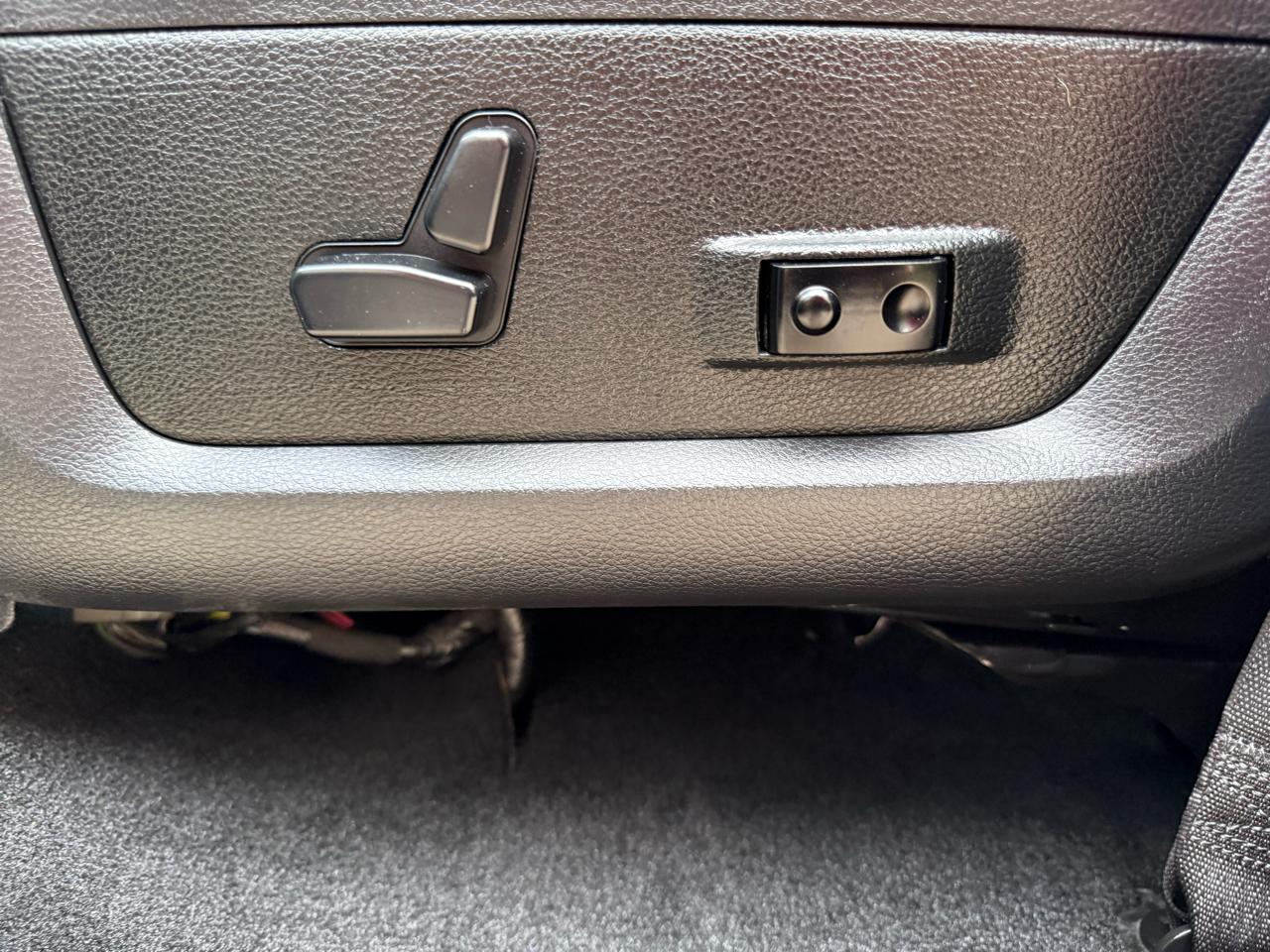 RAM 1500 SLT Crew Cab SWB 4WD 2018