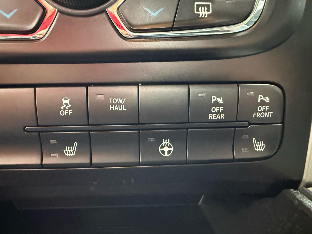 RAM 1500 SLT Crew Cab SWB 4WD 2018