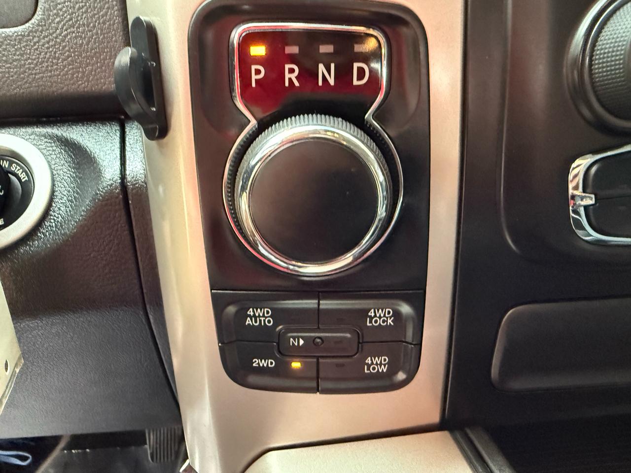 RAM 1500 SLT Crew Cab SWB 4WD 2018