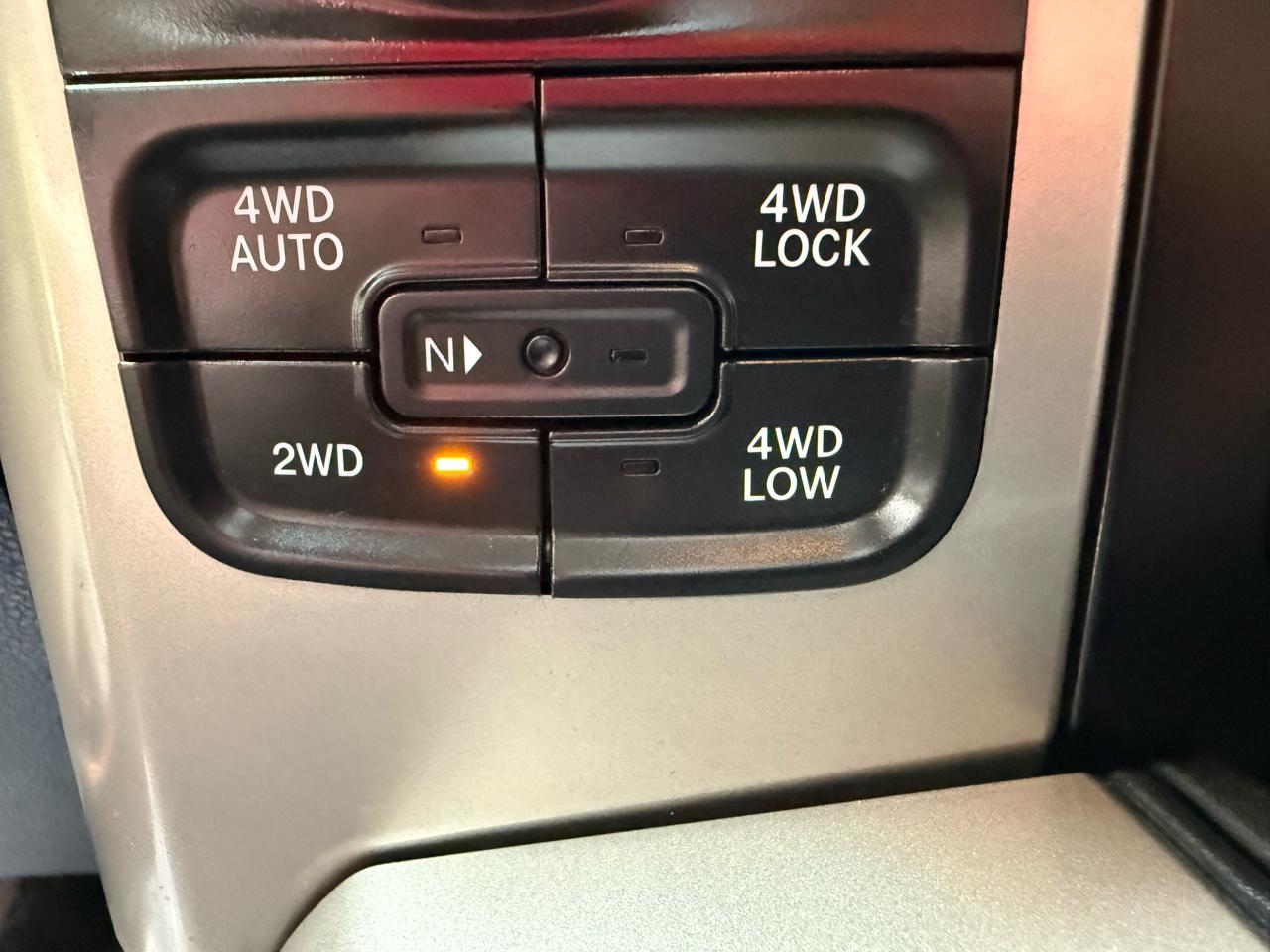 RAM 1500 SLT Crew Cab SWB 4WD 2018