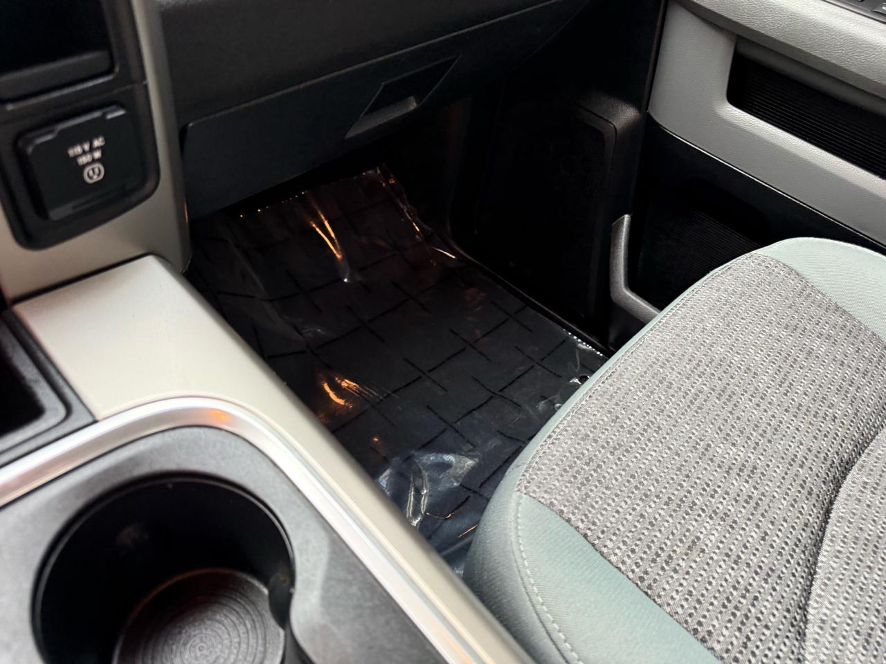 RAM 1500 SLT Crew Cab SWB 4WD 2018