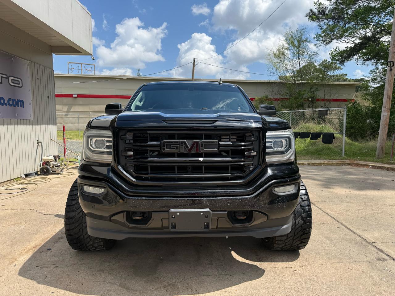GMC Sierra 1500 SLT Crew Cab Long Box 4WD 2017