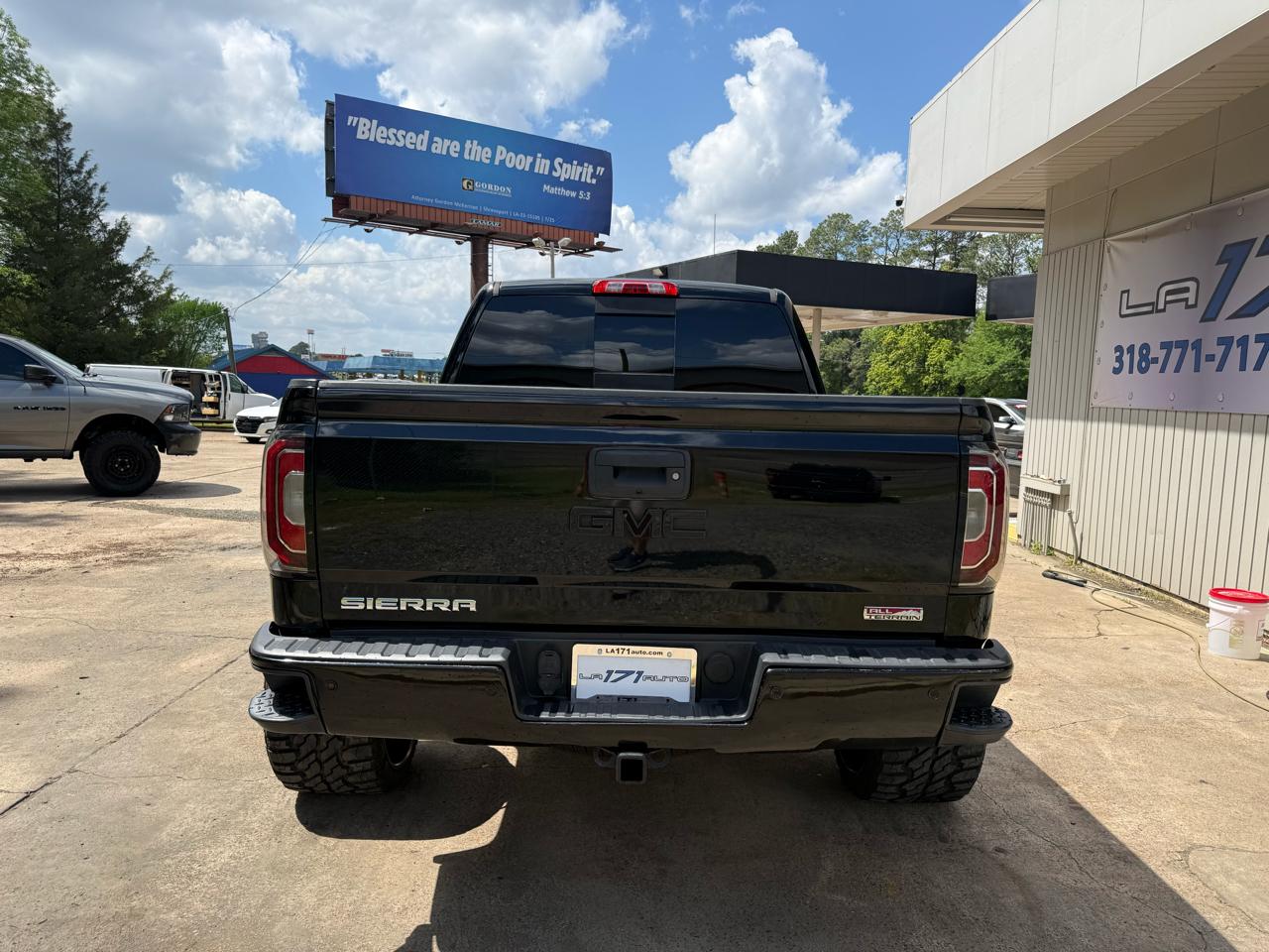 GMC Sierra 1500 SLT Crew Cab Long Box 4WD 2017