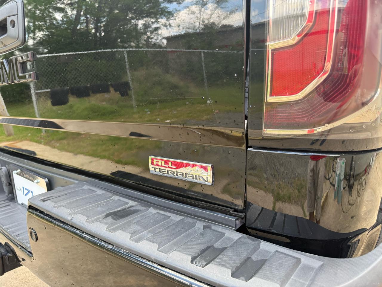 GMC Sierra 1500 SLT Crew Cab Long Box 4WD 2017