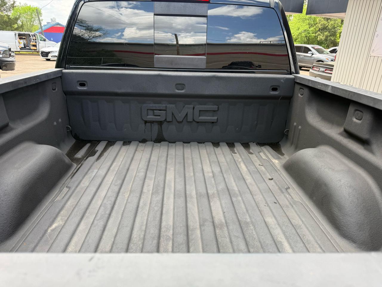 GMC Sierra 1500 SLT Crew Cab Long Box 4WD 2017