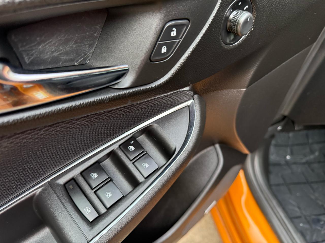 Chevrolet Cruze LT Auto Hatchback 2017