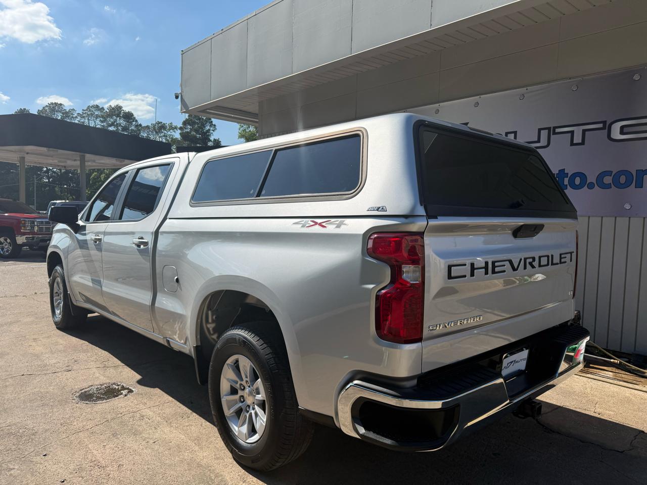 Chevrolet Silverado 1500 LT Crew Cab 4WD 2021