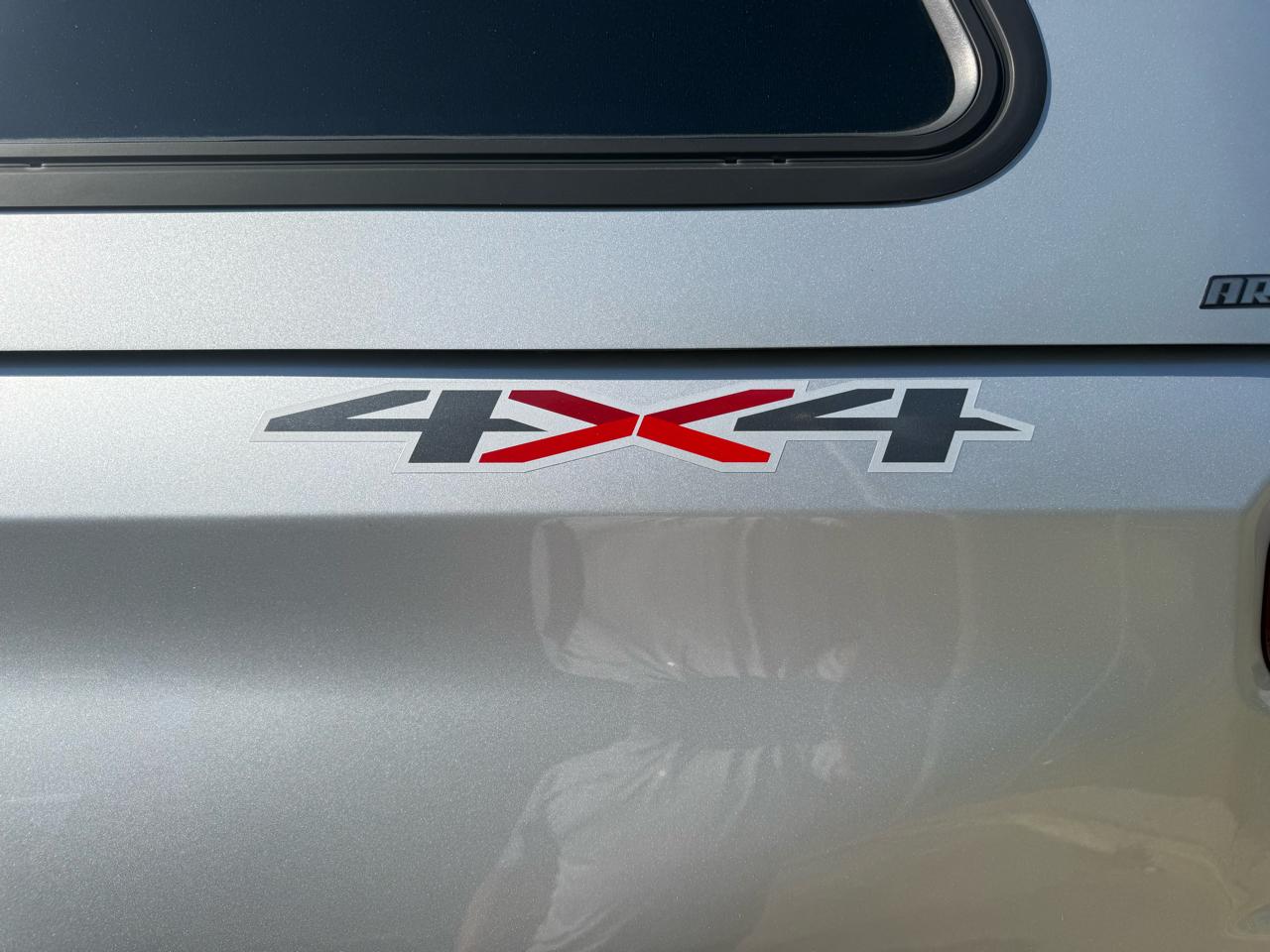 Chevrolet Silverado 1500 LT Crew Cab 4WD 2021