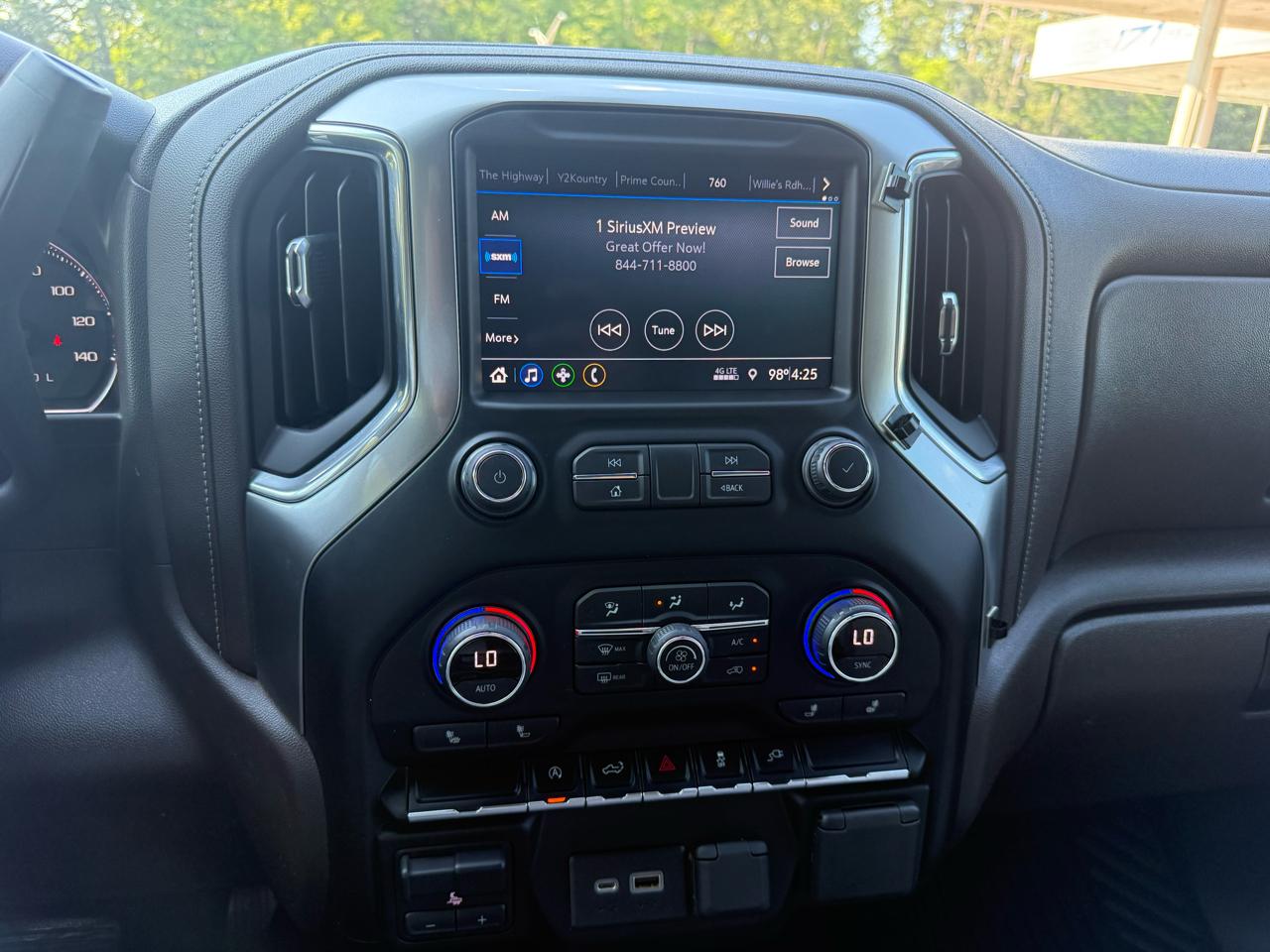 Chevrolet Silverado 1500 LT Crew Cab 4WD 2021