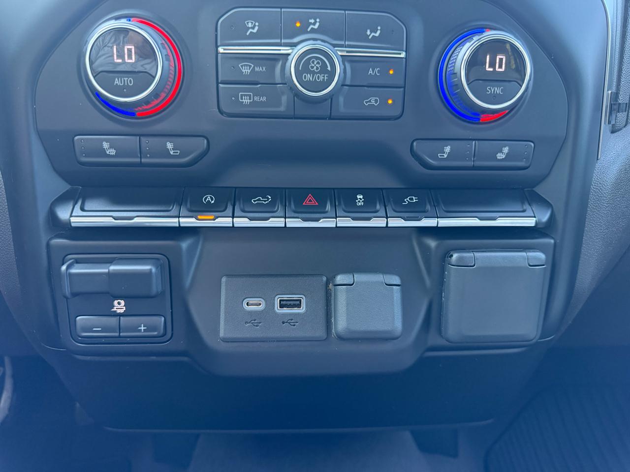 Chevrolet Silverado 1500 LT Crew Cab 4WD 2021