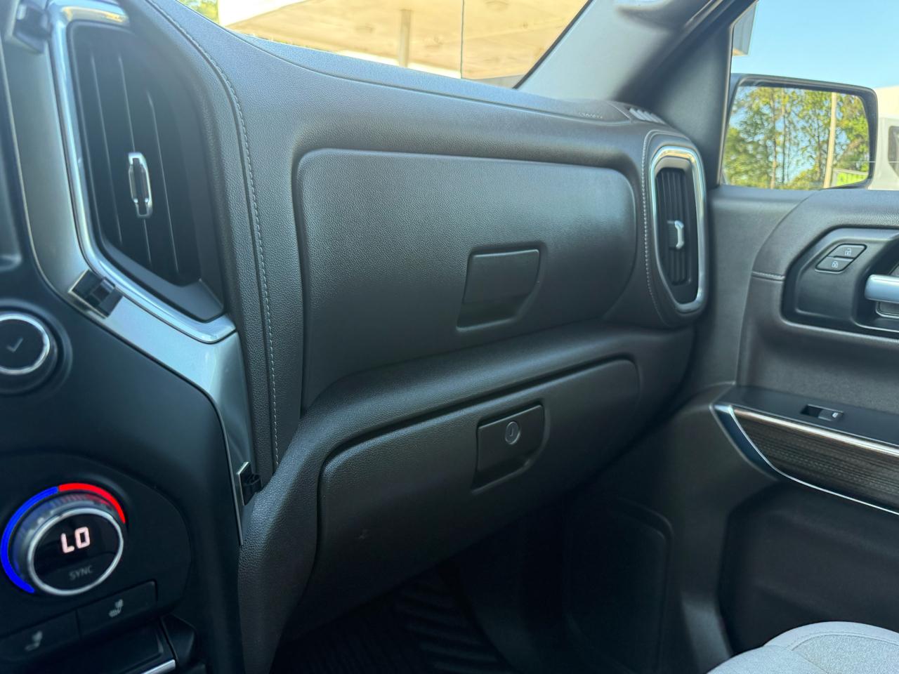 Chevrolet Silverado 1500 LT Crew Cab 4WD 2021