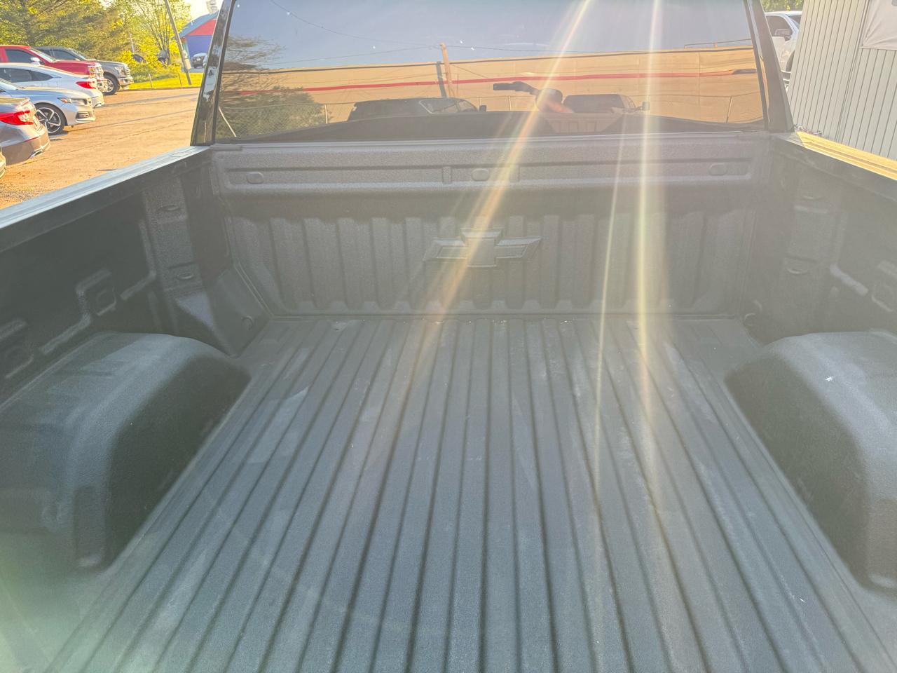 Chevrolet Silverado 1500 LT Crew Cab 2WD 2020