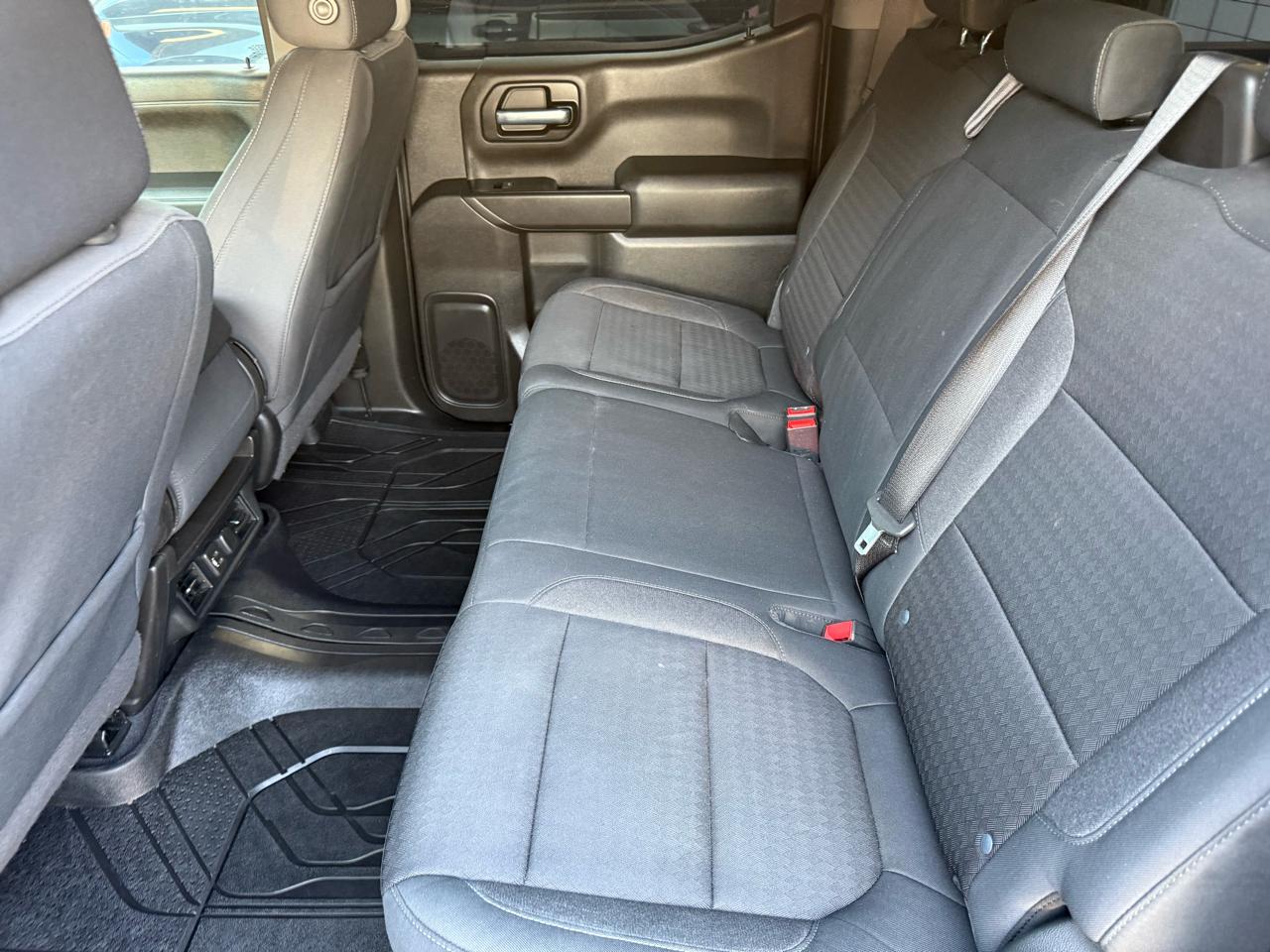 Chevrolet Silverado 1500 LT Crew Cab 2WD 2020