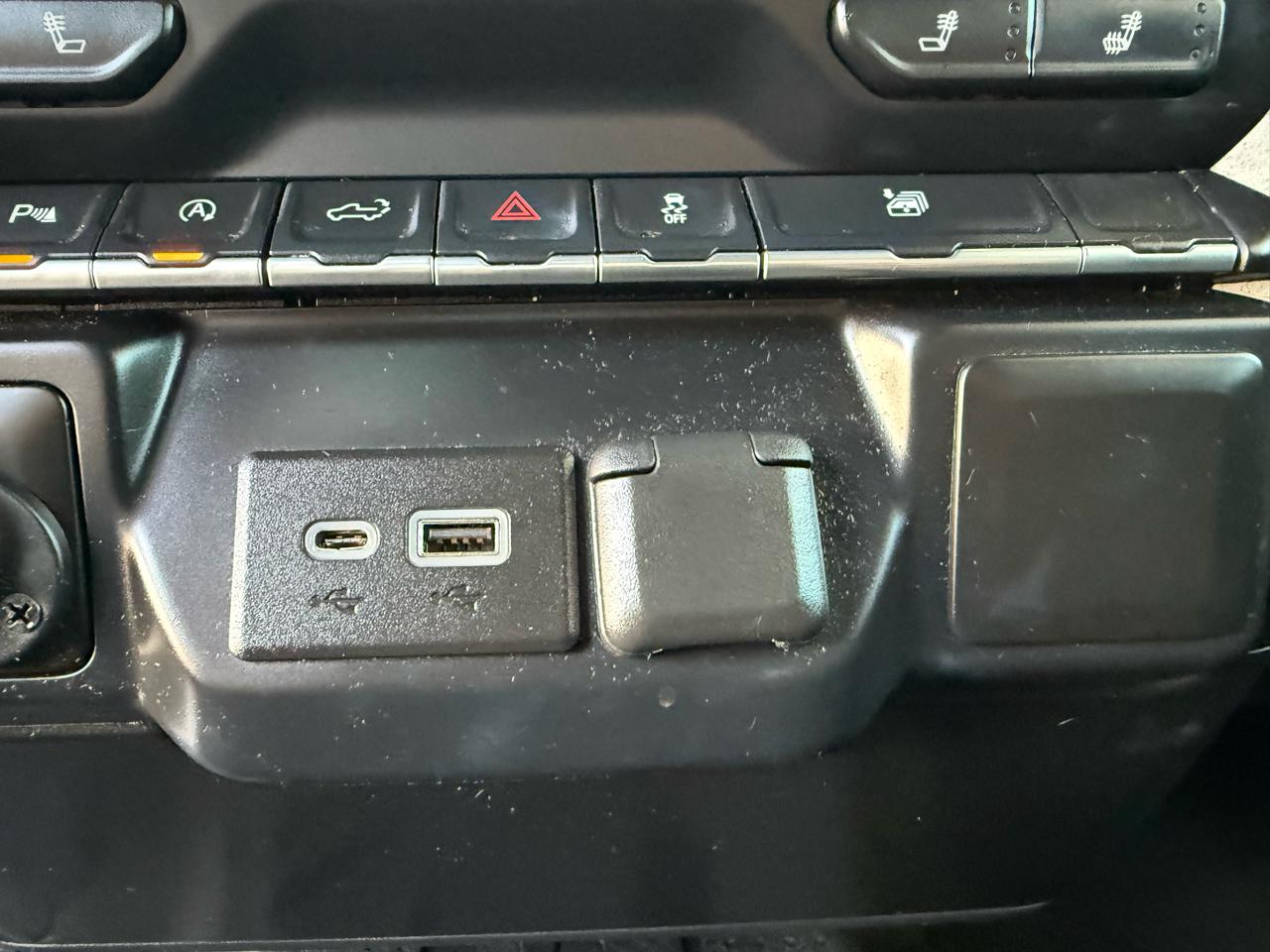 Chevrolet Silverado 1500 LT Crew Cab 2WD 2020