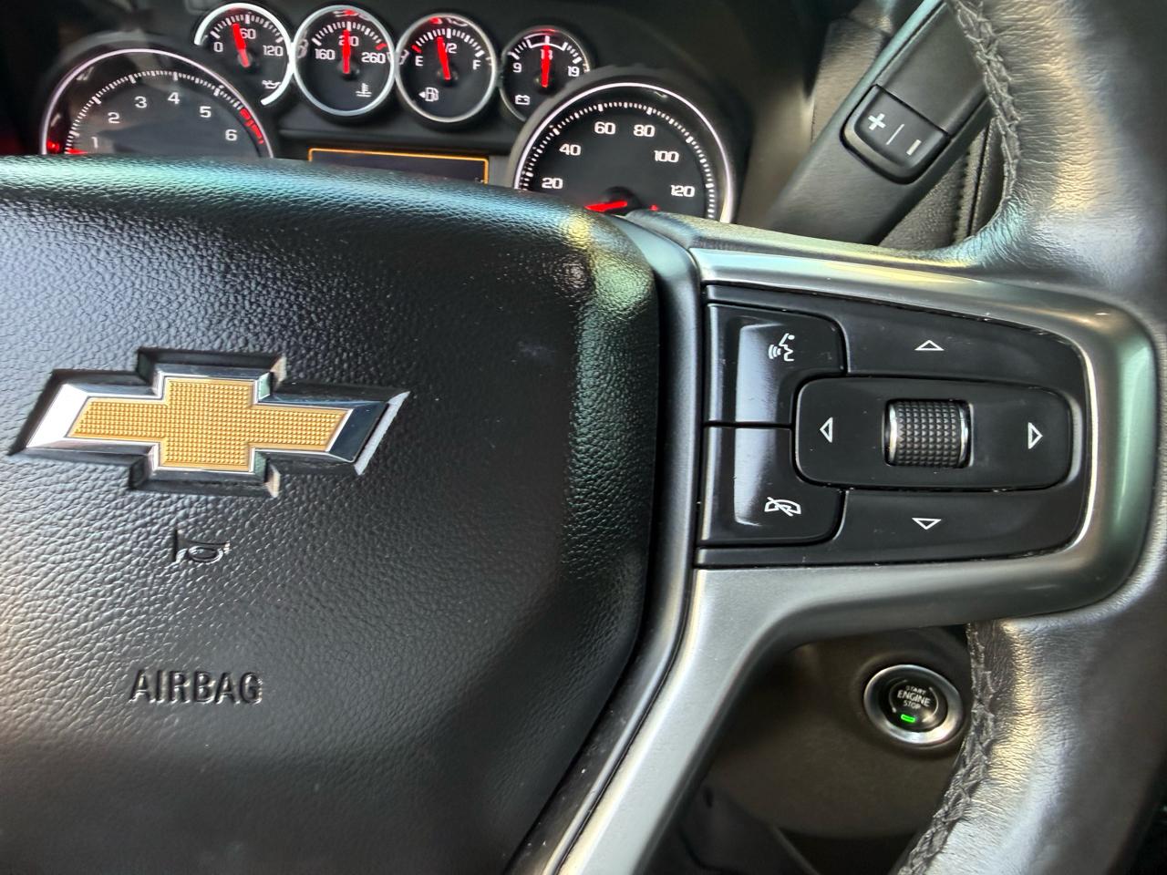 Chevrolet Silverado 1500 LT Crew Cab 2WD 2020