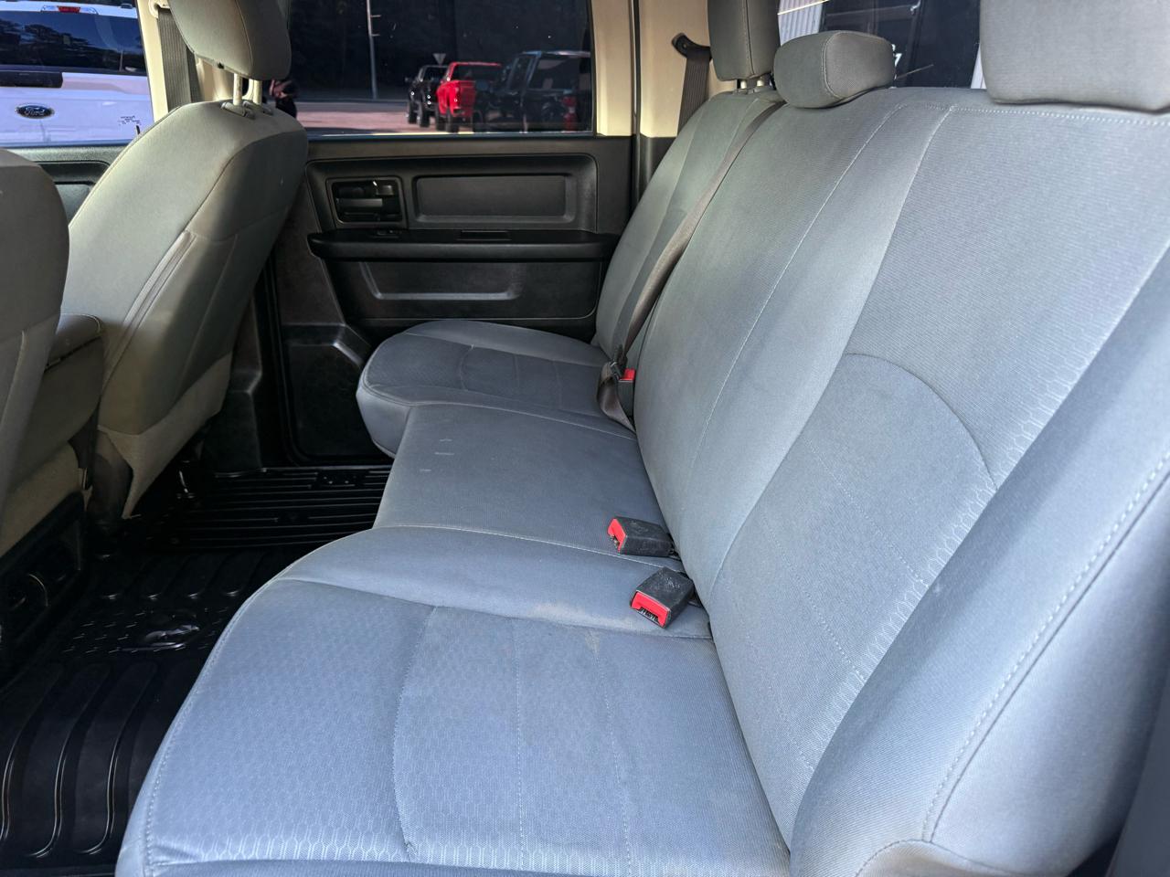 RAM 1500 Tradesman Crew Cab SWB 4WD 2018