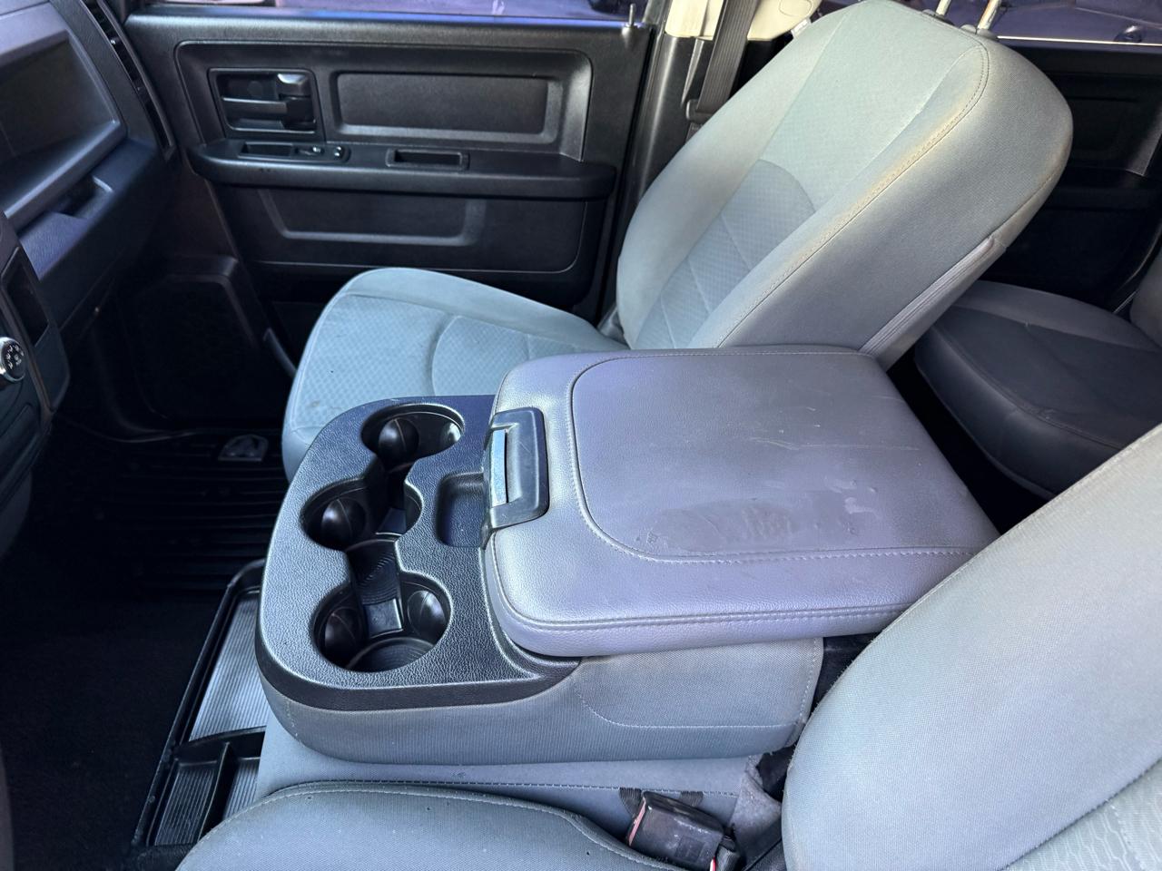 RAM 1500 Tradesman Crew Cab SWB 4WD 2018