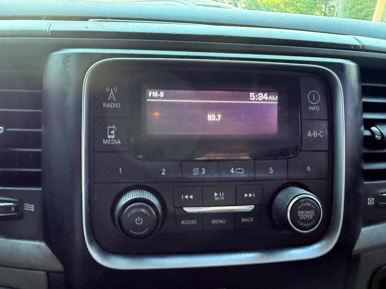 RAM 1500 Tradesman Crew Cab SWB 4WD 2018